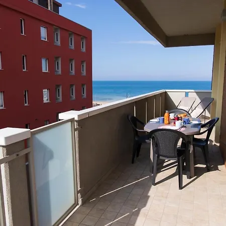 Nadi Con Vista Mare A By Yohome アパート *